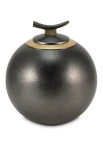 Urne pour cendres en laiton avec ardoise métallique texturée