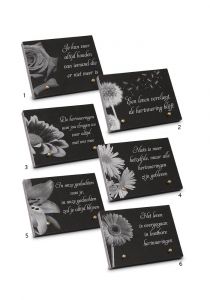 Plaque commémorative avec thèmes des Fleurs