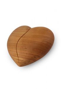 Mini urne duo en forme de cœur en bois de cerisier huilé satiné